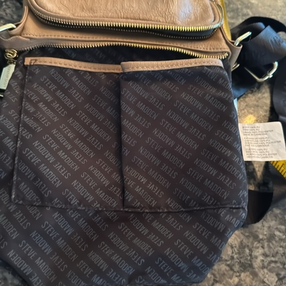 Steve Madden tan leather crossbody EUC - Picture 10 of 14
